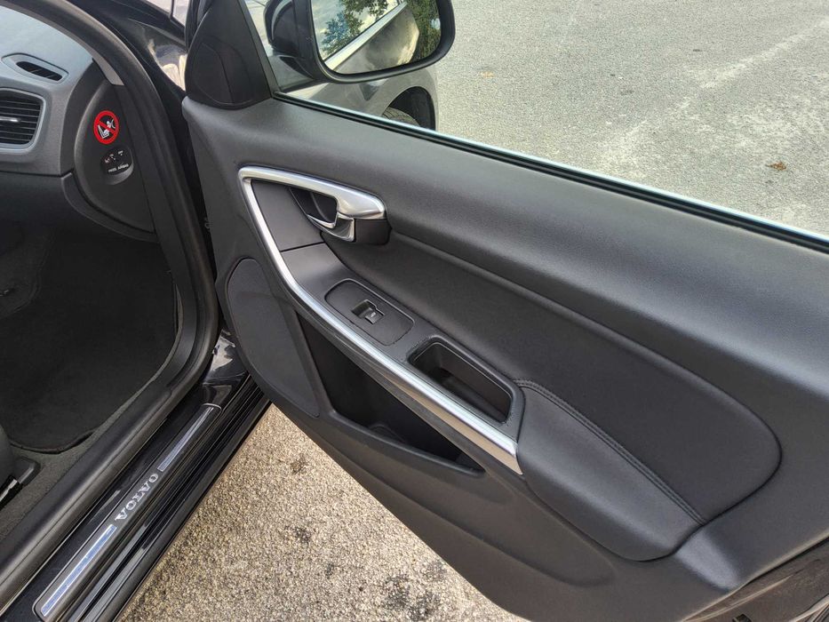 Volvo V60 D3 163 cv (2011)