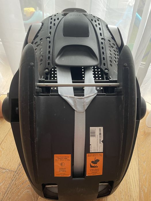 Cybex Cloud T i-Size Rozkładany Fotelik Samochodowy 0-13kg Mirage Grey