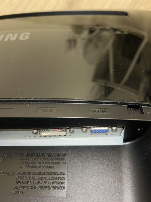 Monitor antigo Samsung SyncMaster T220