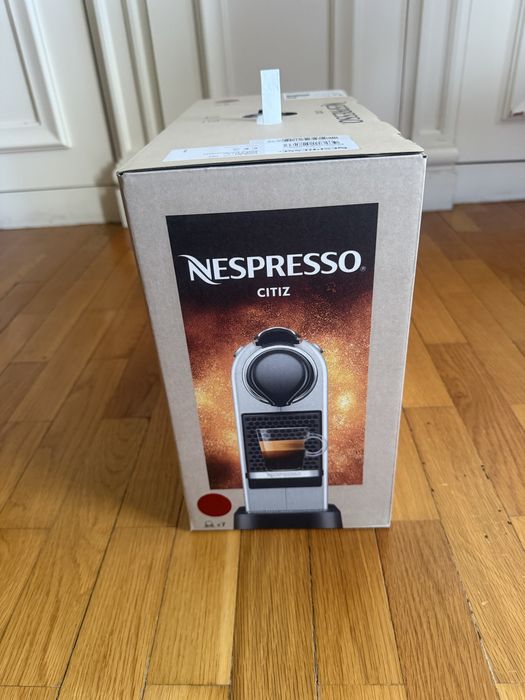 Nespresso Citiz Cherry Red nova com garantia