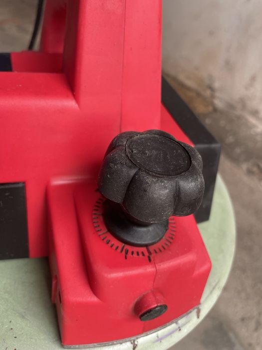 Plaina eléctrica Kruger 600w