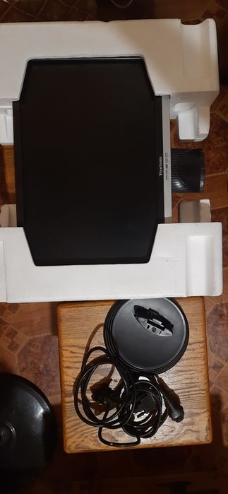 Продам широко форматний монітор Viewsonic 19"    VA 1926w