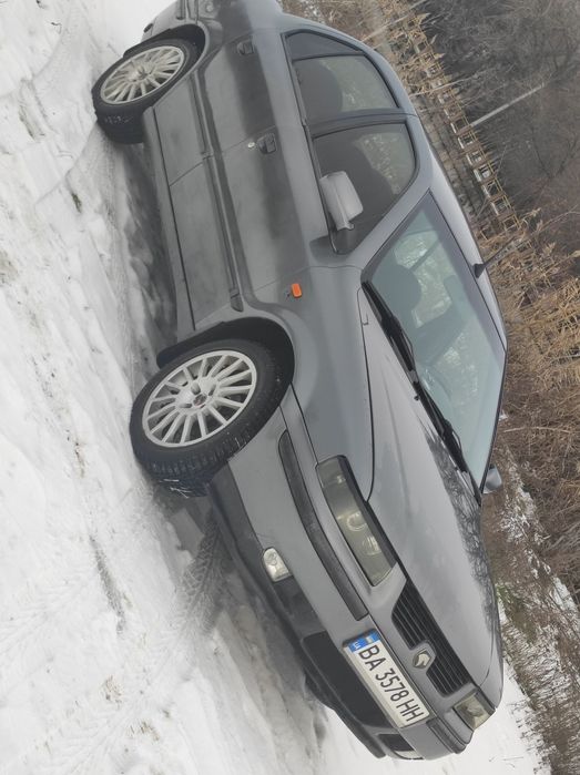 Продам робочу конячку