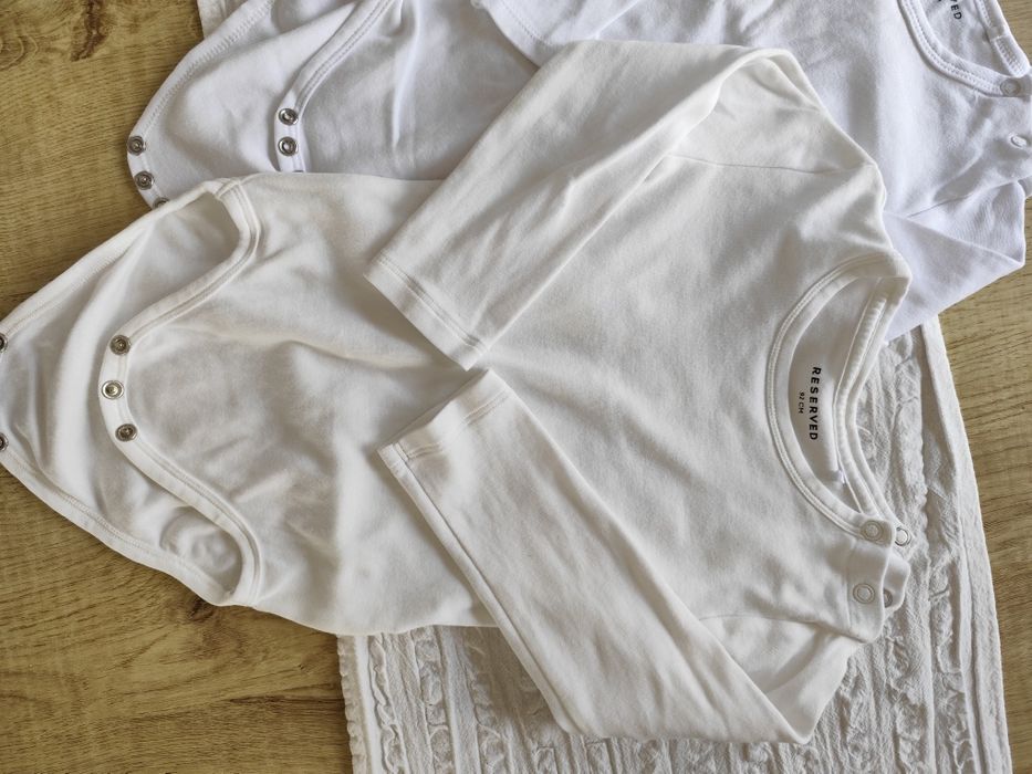 Body uniwersalne rozmiar 92 Reserved