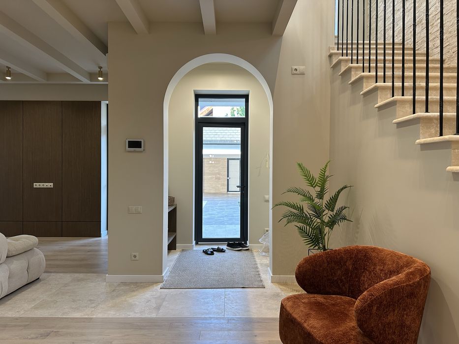 Шикарный дом на 12 фонтана