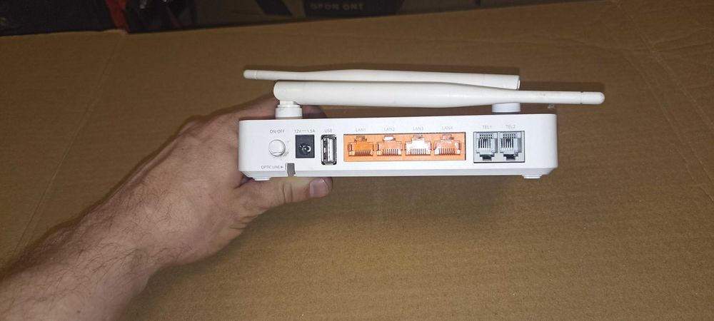 10x Dasan H660 GW GPON ONT 4x GE router NAT, Wifi 2.4GHz
