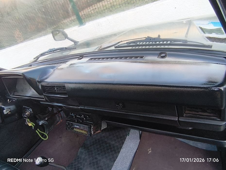 Nissan pick up máquina sem fim  á vista. Valor algo negociável