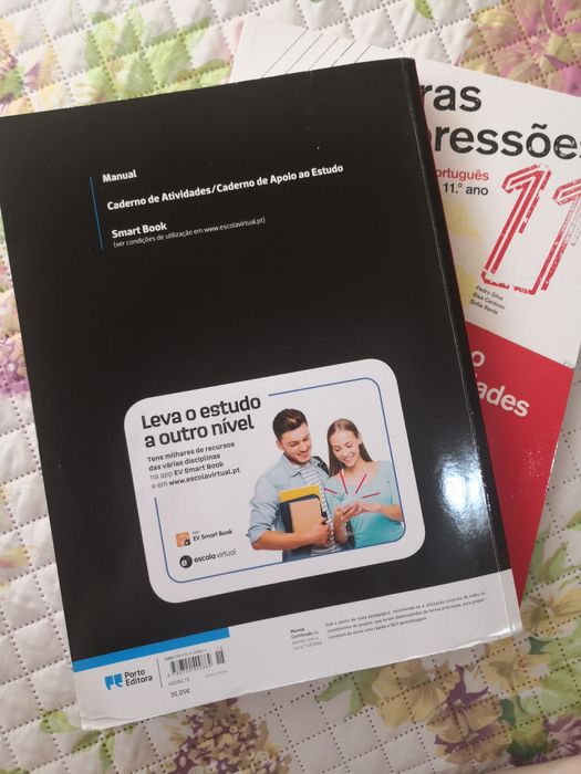 Livro "Outras expressões" - Português 11°
