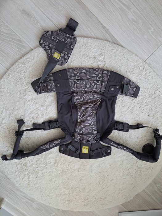 Сумка-переноска, рюкзак или слинг LÍLLÉbaby Complete