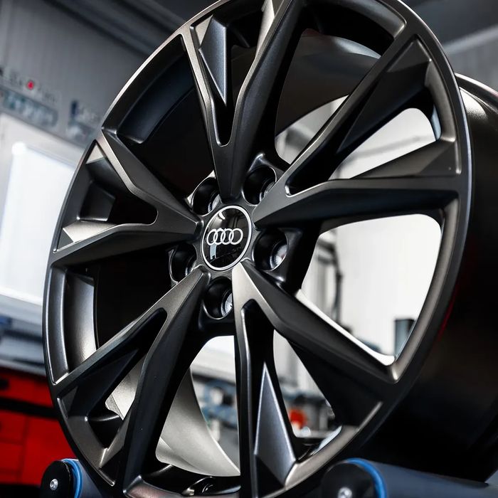 NOWE ORYGINALNE Koła Audi 18" A3 A4 A6 A8 Q2 Q3 TT