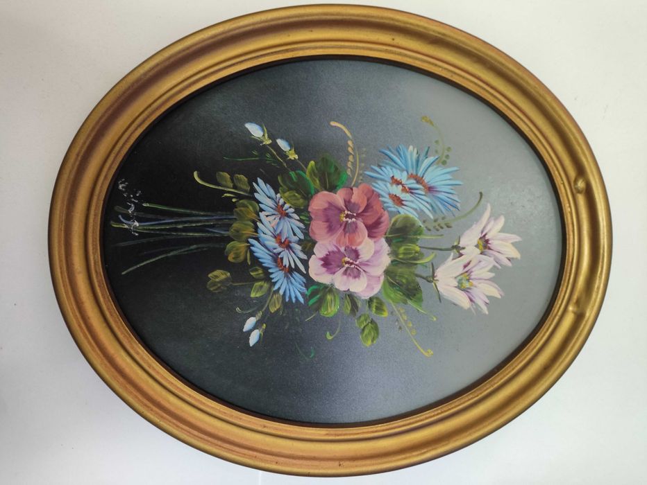 Antigos Quadros com Molduras Ovais tema Flores