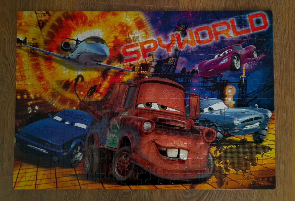 Puzzles montados e colados,  prontos para enquadrar