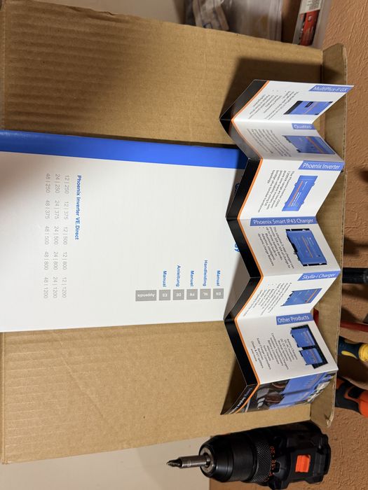 Інвертер Victron Enegy pure sinewave