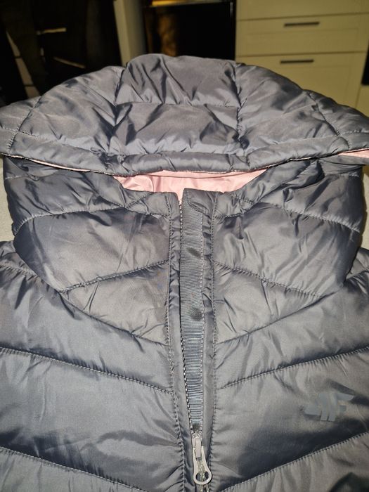 Kurtka/plaszcz zimowy 4f rozm L