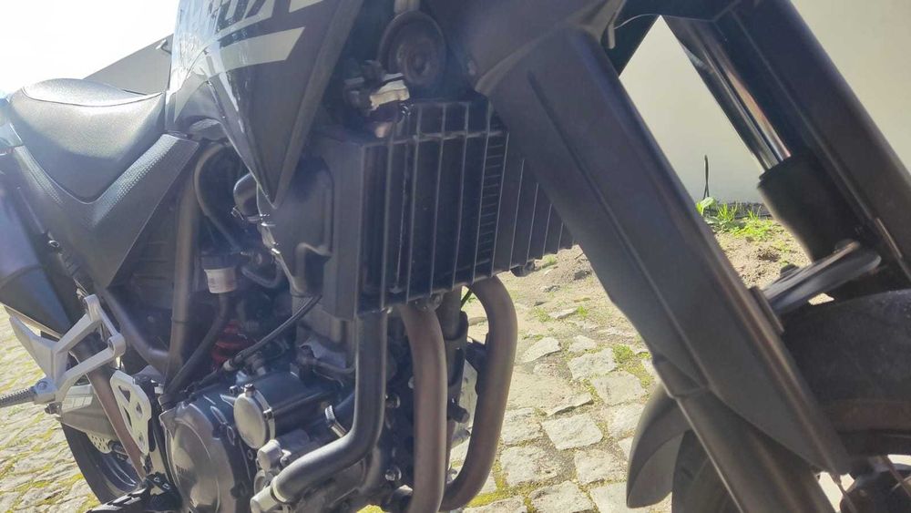 Yamaha XT 660 X muito bem estimada