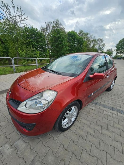 Renault Clio Automat - 1.6b - 2006r