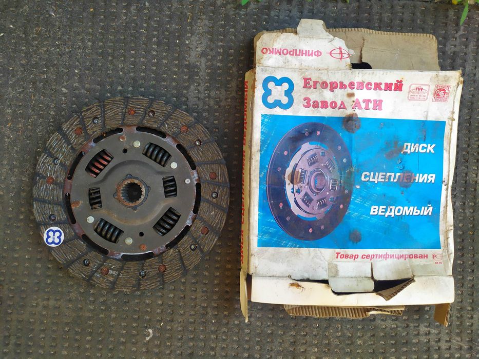 ВАЗ 2110 Диск зчеплення відомий Щеплення Сцепление на 2111 Лада 2112