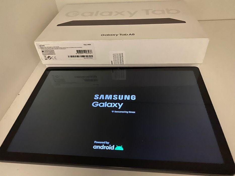 Tablet Samsung A8
