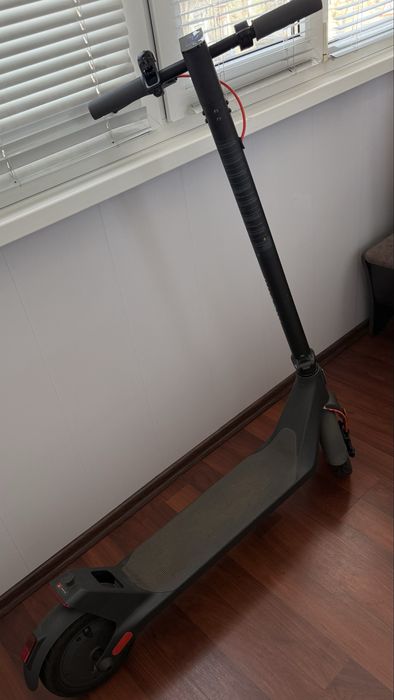 Електросамокат Xiaomi Electric Scooter 4 Lite Gen2 BHR8052GL