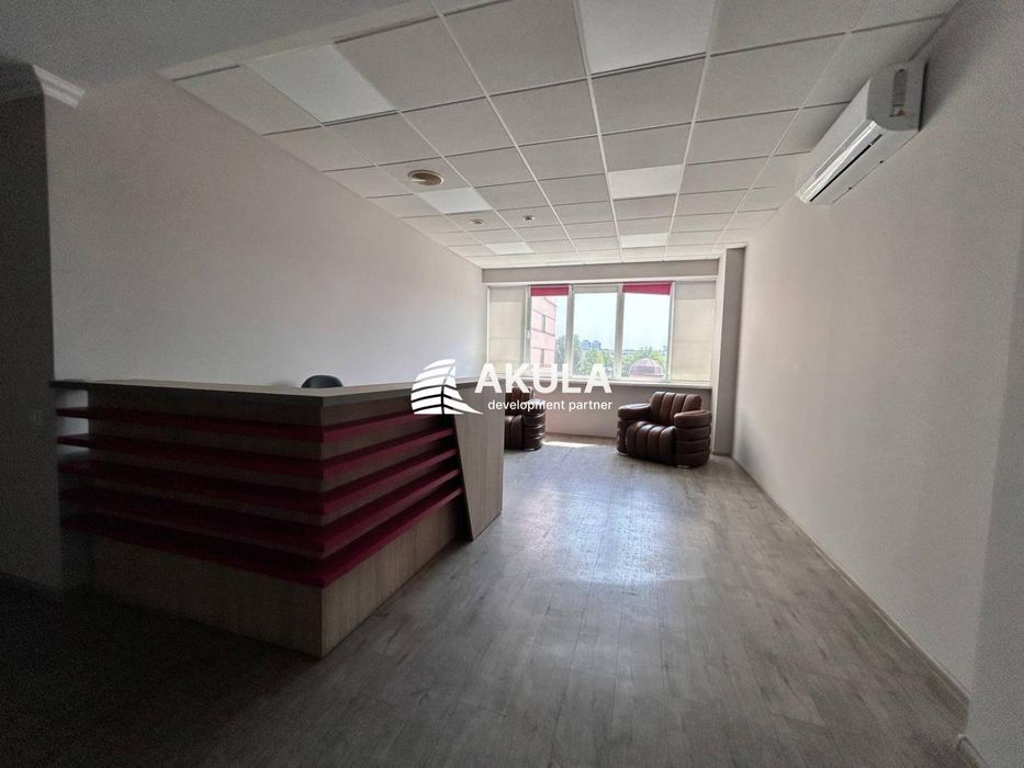 Оренда офісу 524 м²,КПІ, Генератор, без%