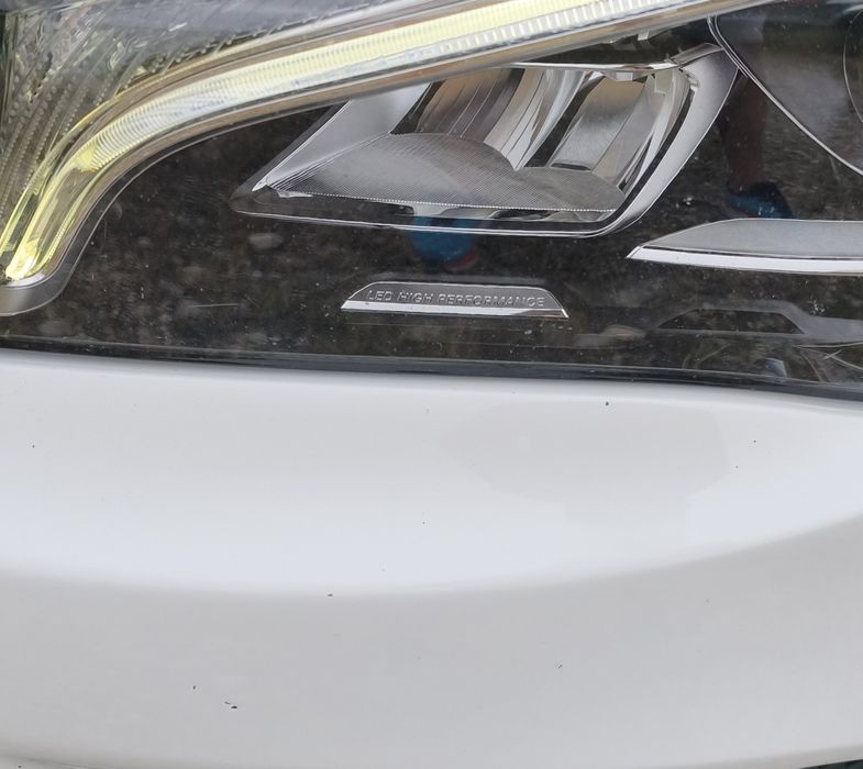 Mercedes-Benz  CLA 180 d