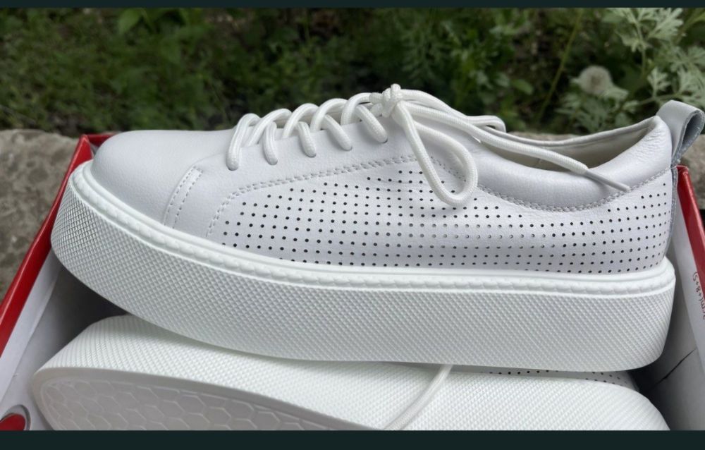 Кросовки кеди мокасини білі шкіра