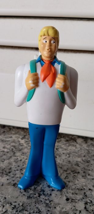 Diversos bonecos de várias coleções