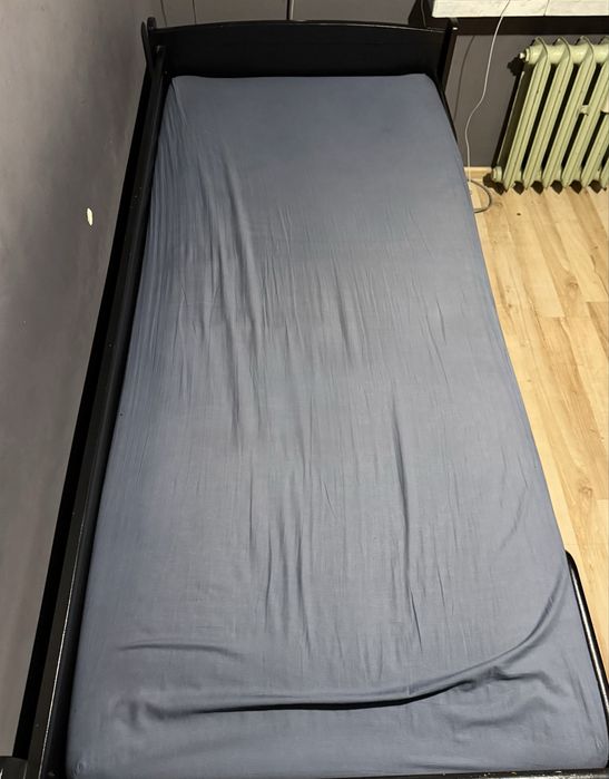 Łóżko jednoosobowe