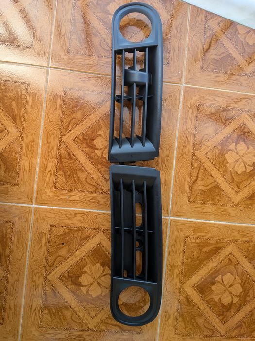 Grelhas para-choques inferiores Audi A3 8L facelift (00- 03) originais audi)