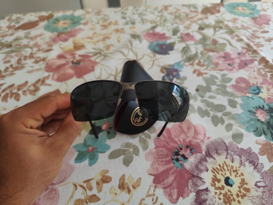 Óculos Rayban novos