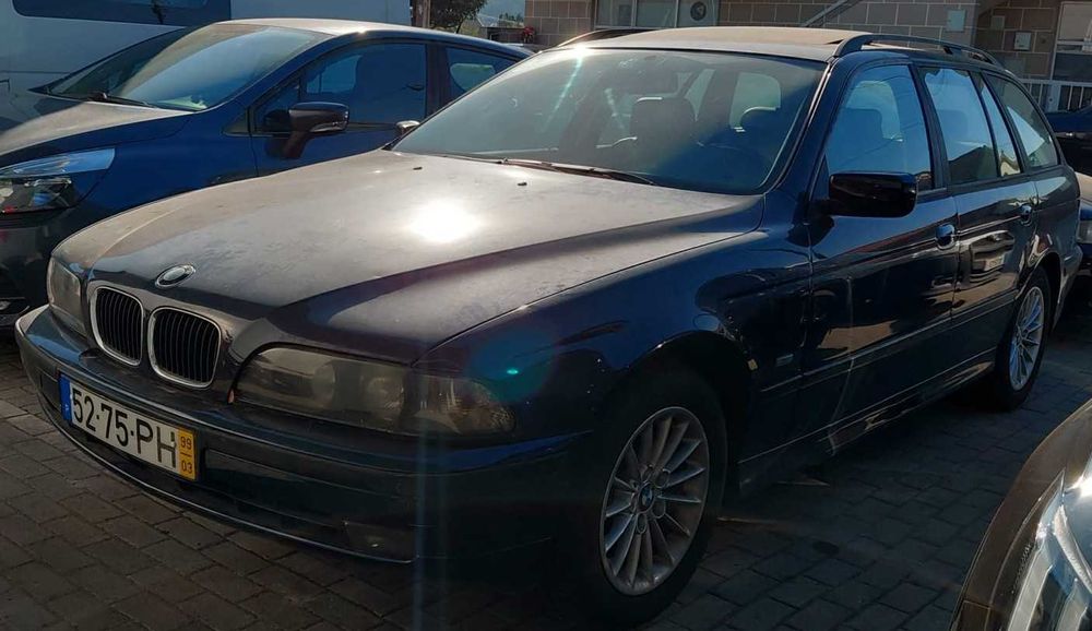 Carro BMW 530D bom estado ,