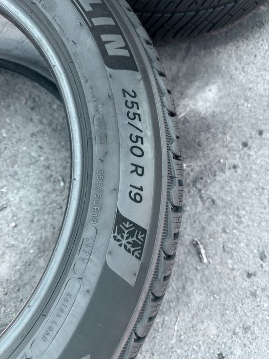 255 50 19 Michelin Pilot Alpin 5 99% 2024 Шини Зима