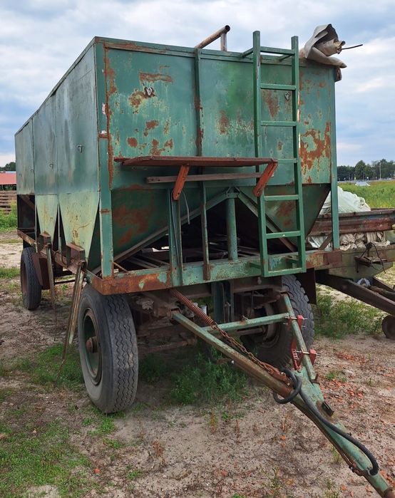 Sprzedam przyczepę - silos