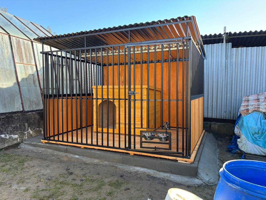 Klatka-boks dla psa-Kojec zewnętrzny
