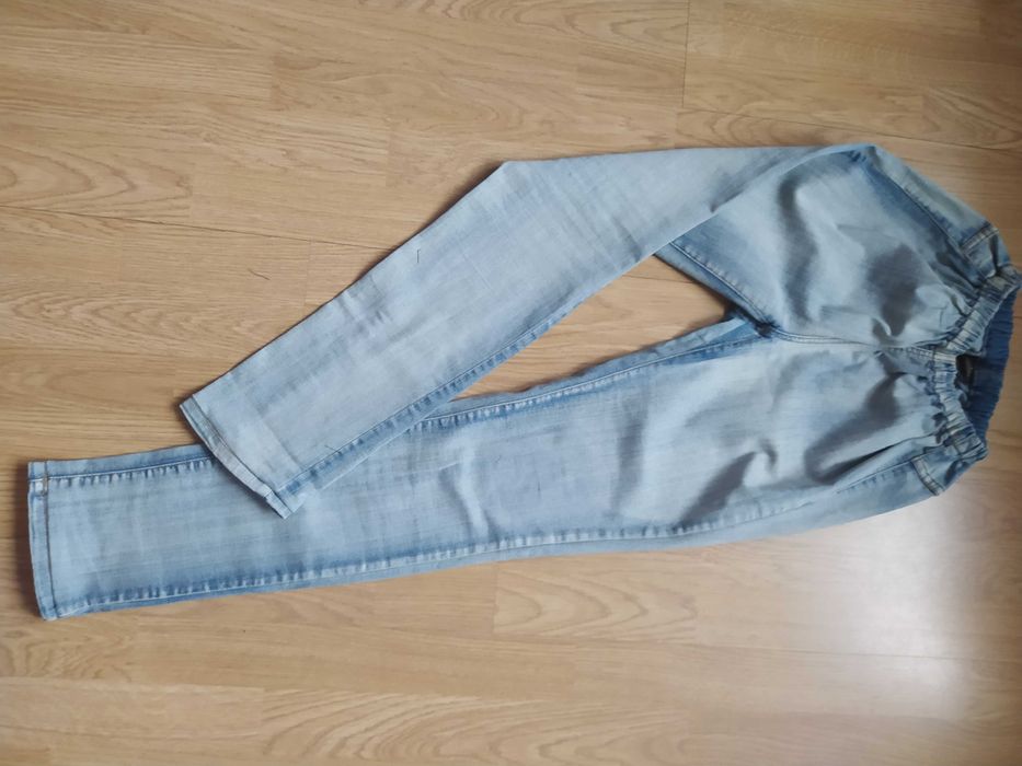 Spodnie jeansy na gumce 38/40
