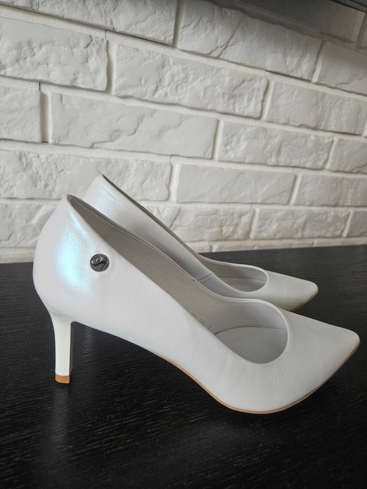 Buty Szpilki ślubne 38