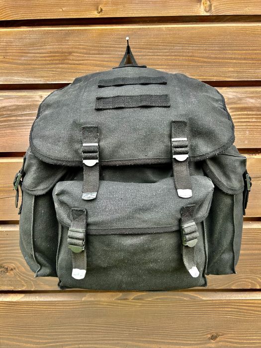Plecak Bundeswehr Canvas Czarny – solidny, klasyczny, militarny styl