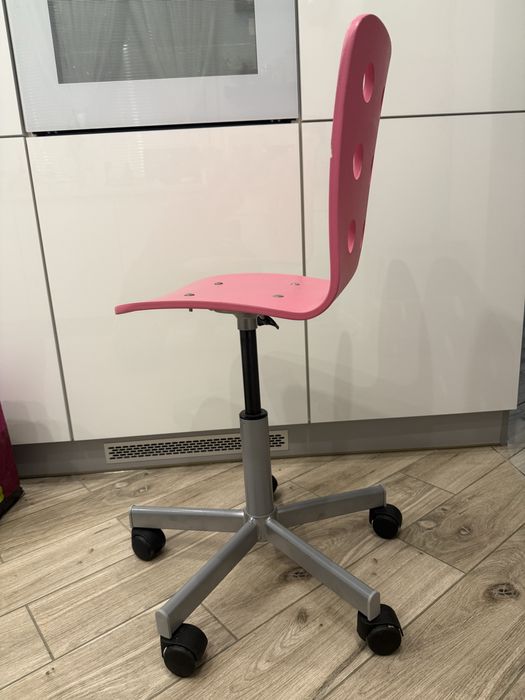 Krzesło do biurka dla dziecka