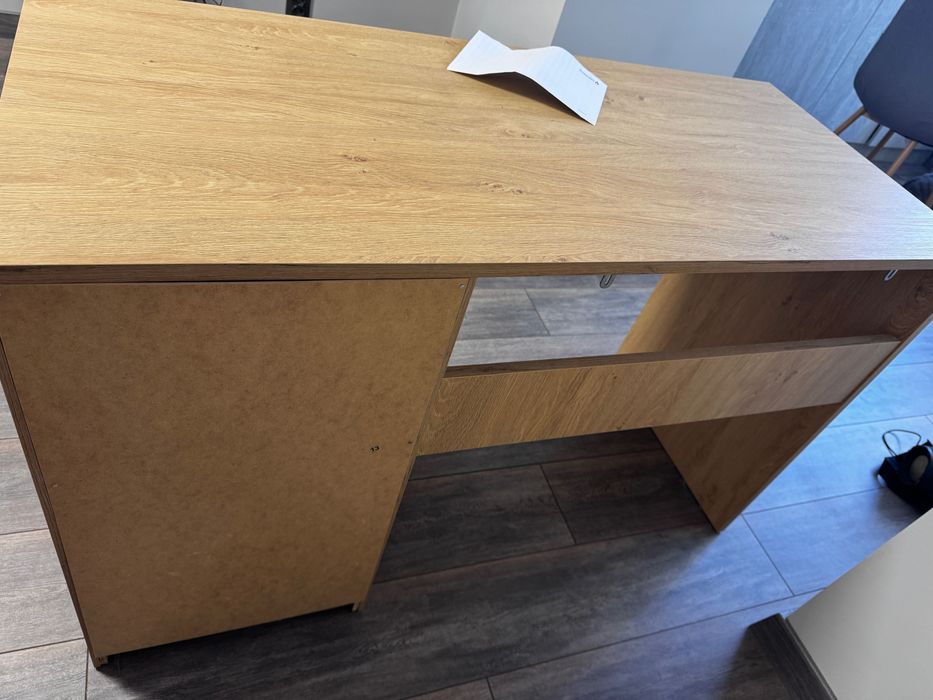 Продам письмовий стіл