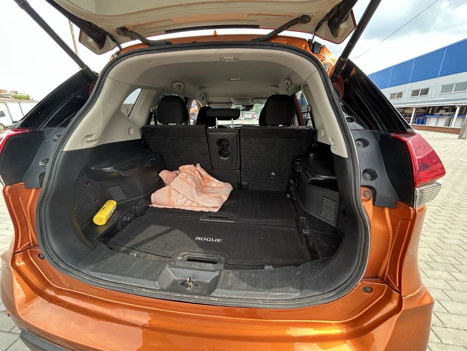 Власне авто Nissan Rogue