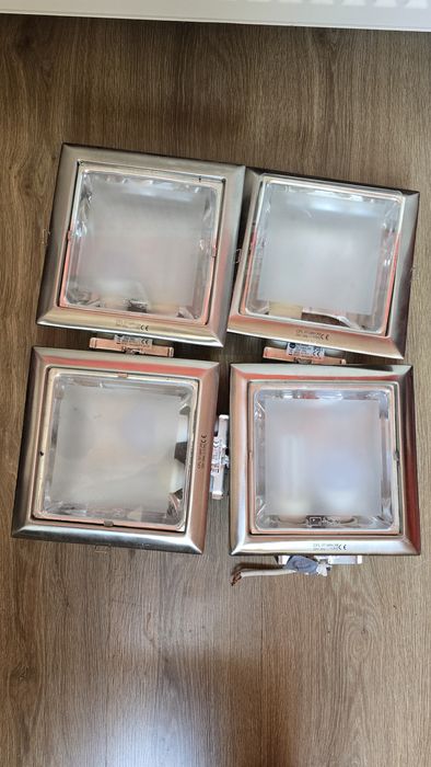 Oprawy oświetleniowe sufitowe