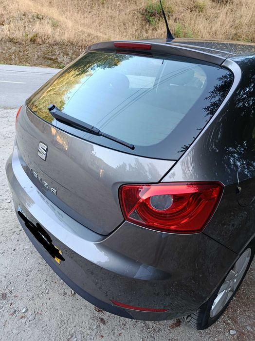 SEAT Ibiza 1.0 a gasolina 75cv