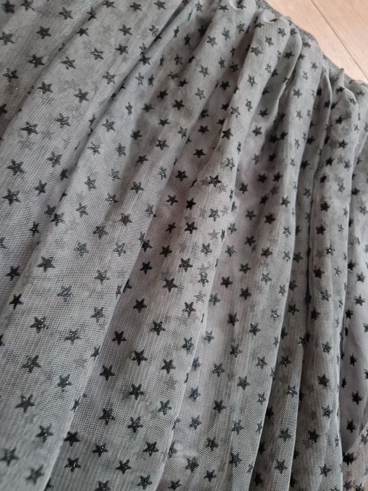 Spodniczka tiulowa w gwiazdy 140 H&M