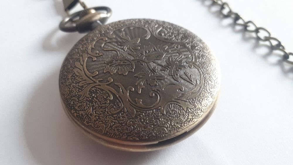 Zegarek kieszonkowy TIEDAN kwarcowy.
130
 zł