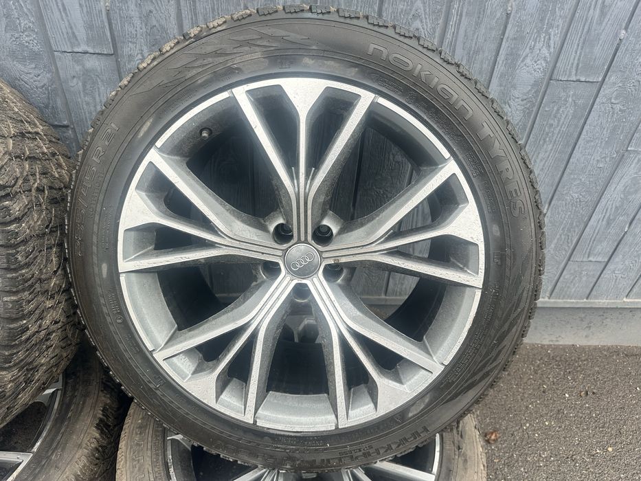 Nokian 285/45/21 от Audi Q8