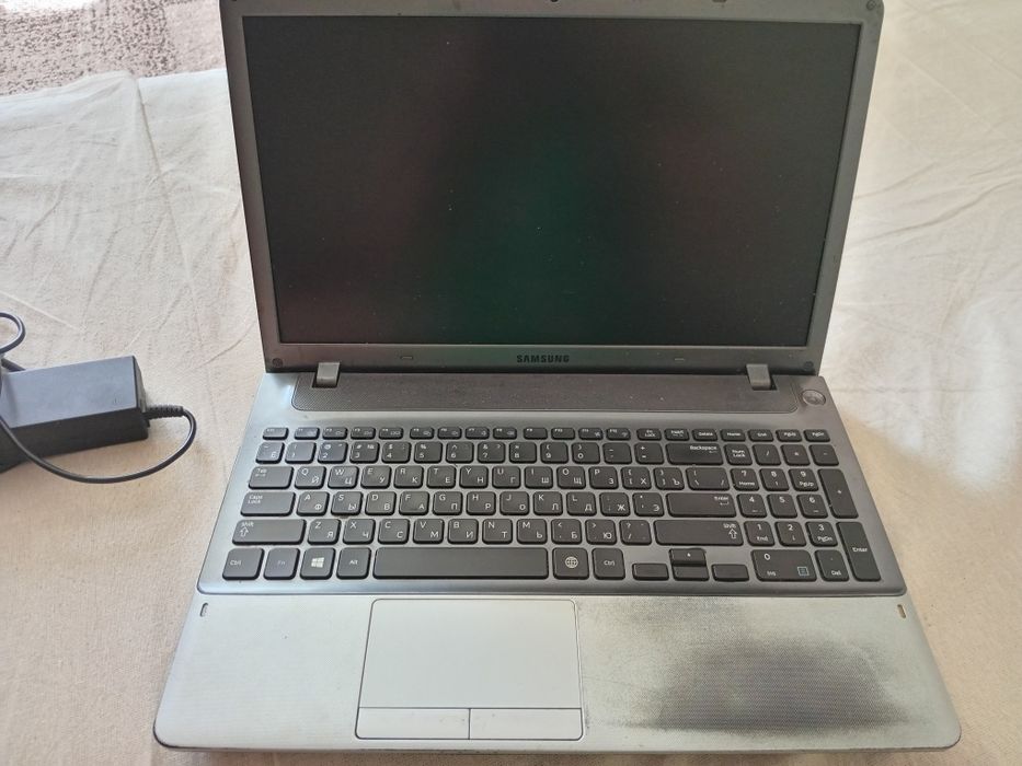 Ноутбук Samsung NP355V5C на запчастини