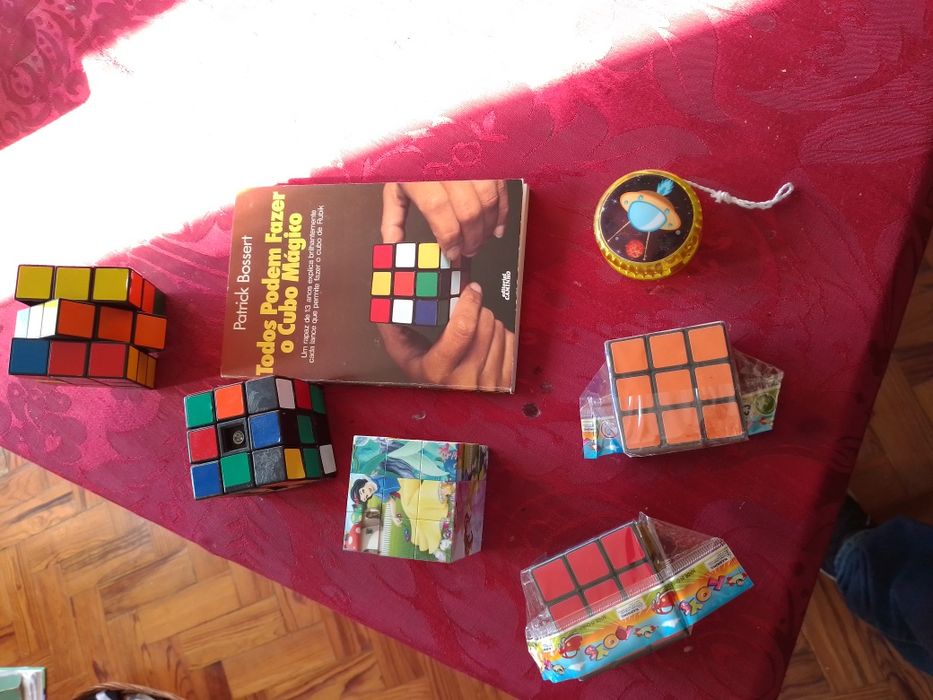 Casa dos Cubos Magicos!-e ióó Desde2E-Disk P.Sanyo C/colunas50EDesde2E