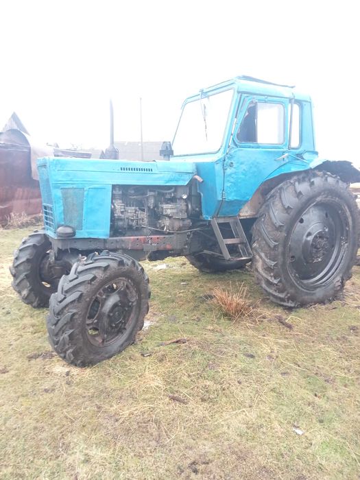 Трактор МТЗ 82 Срочно: 3 800 $ - Бульдозери / трактори Рокитне на Olx