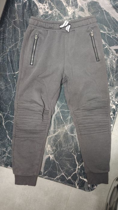 Zestaw ubrań dziecięcych 128