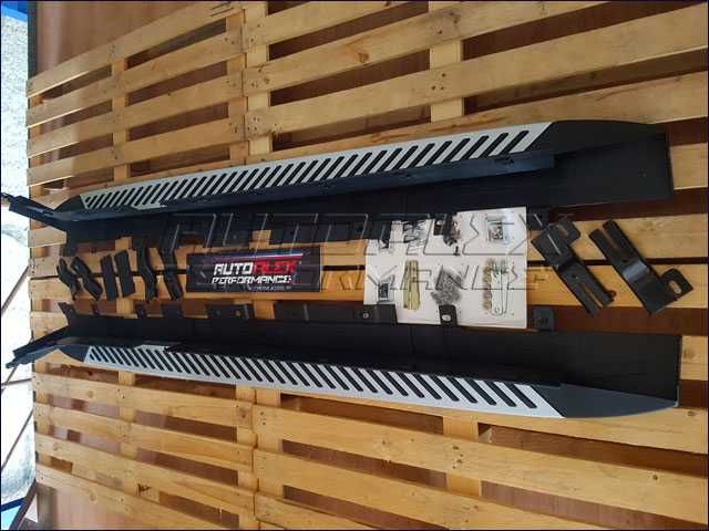Estribos Laterais BMW X3 F25 / X4 F26  AAP50384